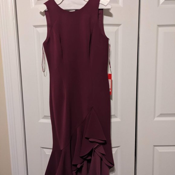 Carmen Marc Valvo Infusion burgundy dress- size 6 - Picture 1 of 9